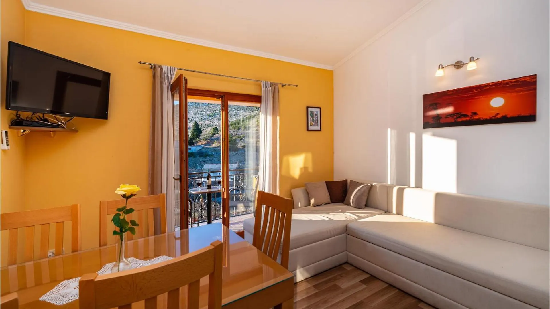 Awesome Apartment In Modric With Kitchen Rovanjska 0*,  Horvátország