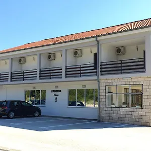 3* Panzió & Pansion Odmor